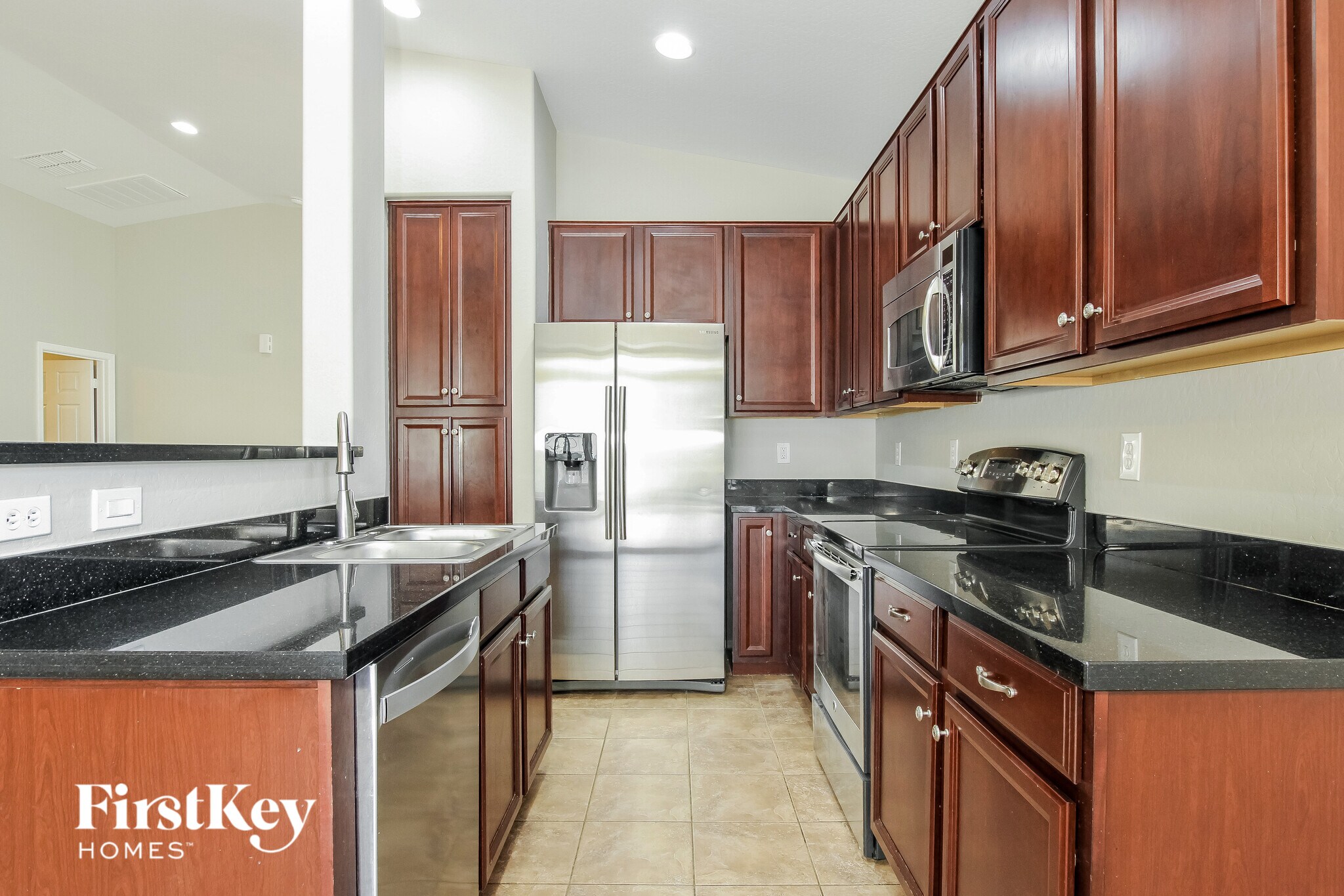 Building Photo - 15247 W Edgemont Ave