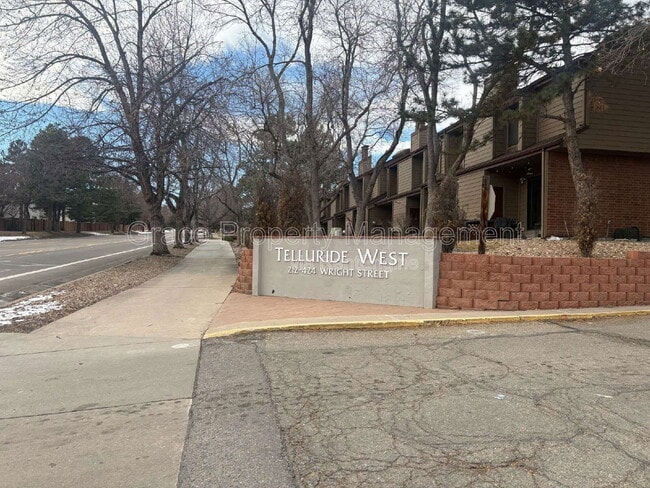 Building Photo - 226 Wright St