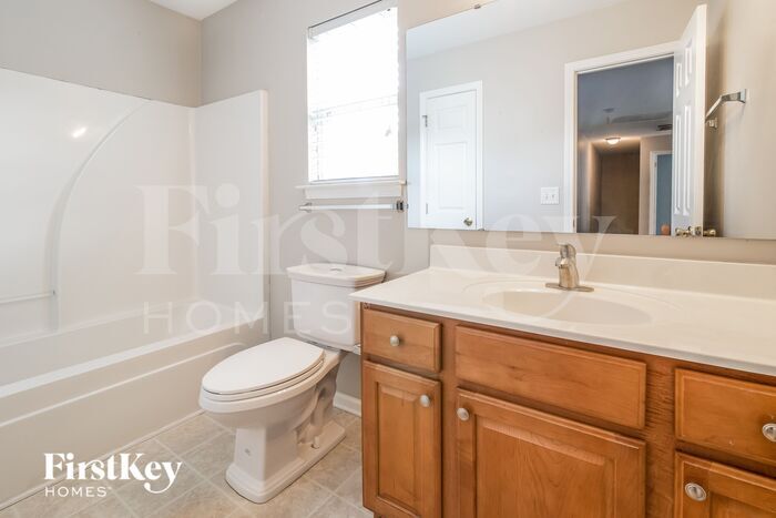 Building Photo - 3354 Kirkwall Dr