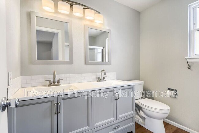 Building Photo - 4849 N Foxtail Dr