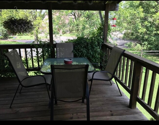 Building Photo - 12 Cherry Cir