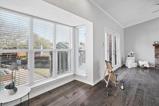 Building Photo - 411 Pebble Way