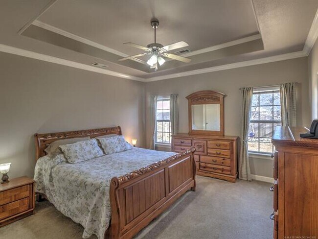 Building Photo - Located On The West Side Of Claremore - Provides Commuting To Work, Shopping, Schools & Restauran...