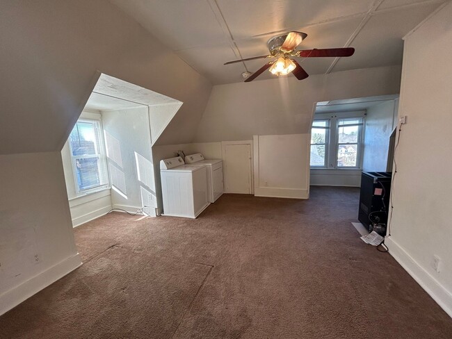 Building Photo - sce633