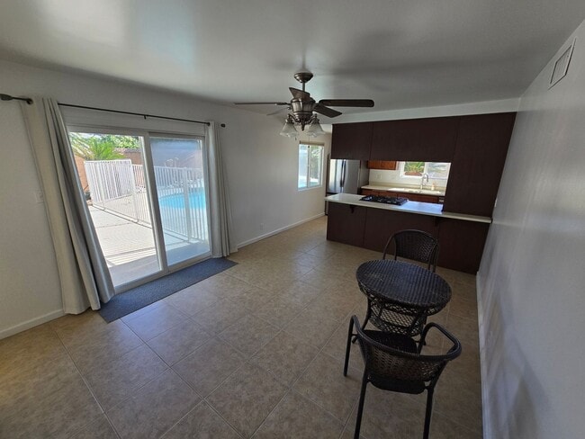 Building Photo - Beautiful 3 Bedroom Home with Pool