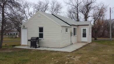 Building Photo - 31 2nd St NW