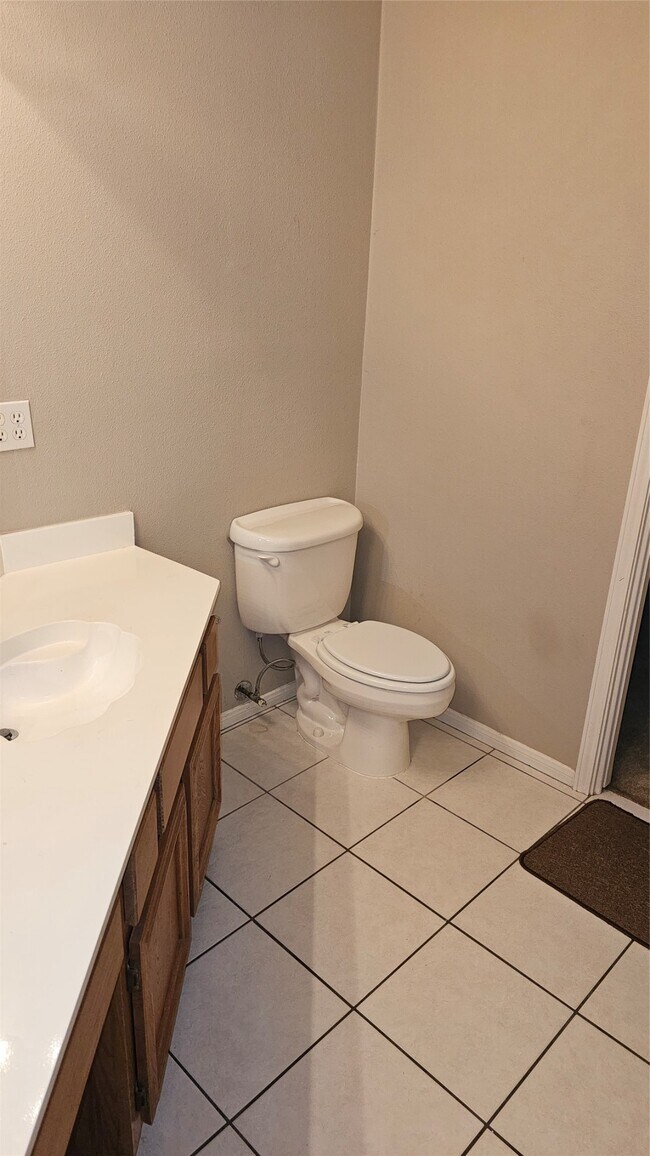 Building Photo - 3607 Duncaster Dr