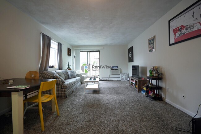 Primary Photo - 116 Tremont St