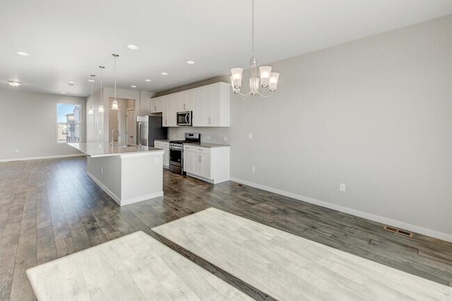 Building Photo - 2464 Jazzy Lady Ct