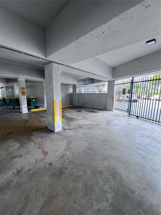 Building Photo - 7300 Wayne Ave