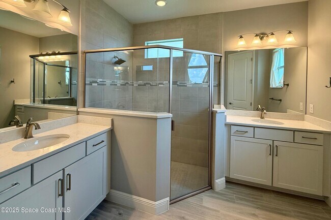 Building Photo - 3283 Casare Dr