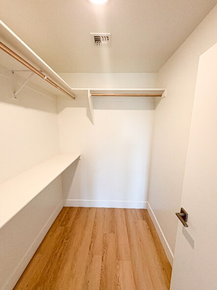 Building Photo - 3301 N 18th St