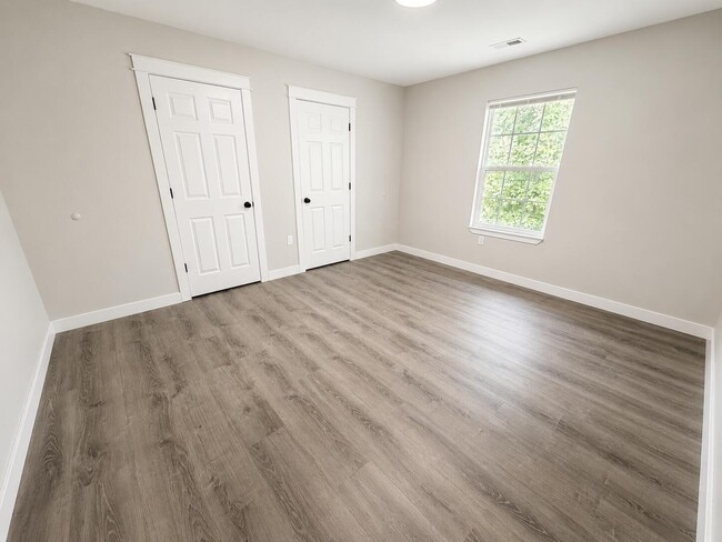 Building Photo - 5305 E Trikalla Dr