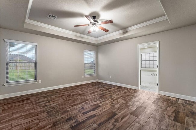 Building Photo - 2091 Eagle Dr