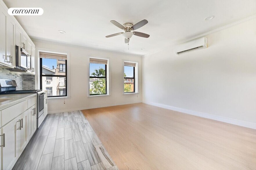 Building Photo - 607 Halsey St
