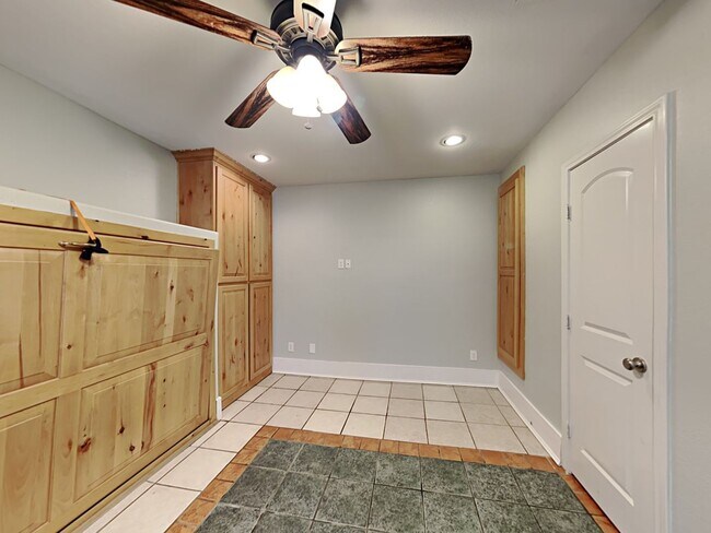 Building Photo - Spacious 4BR Home in Denton | Fireplace, Fenced Yard, Covered Patio + Near UNT