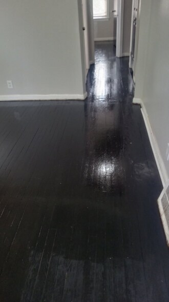 Building Photo - 20237 Hamburg St