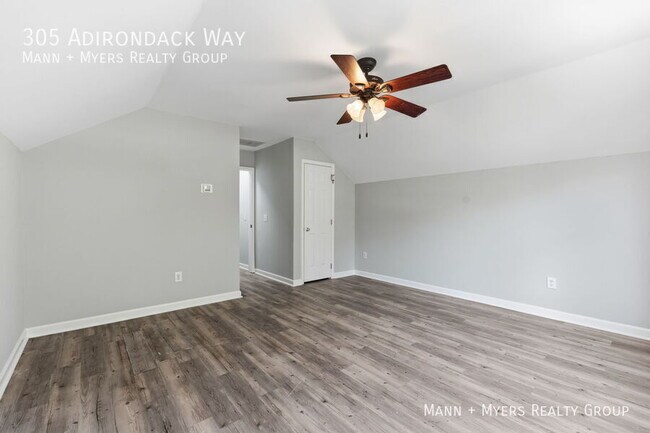 Building Photo - 305 Adirondack Way