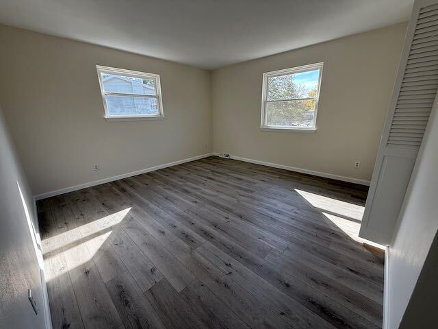 Building Photo - Newly Renovated Duplex unit in North Peoria