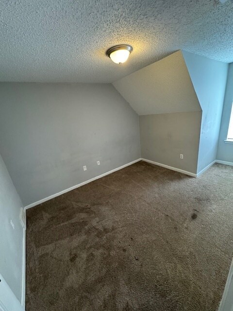 Building Photo - 5538 Oak Branch Cir N