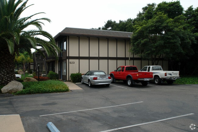 Building Photo - Fran Apartments