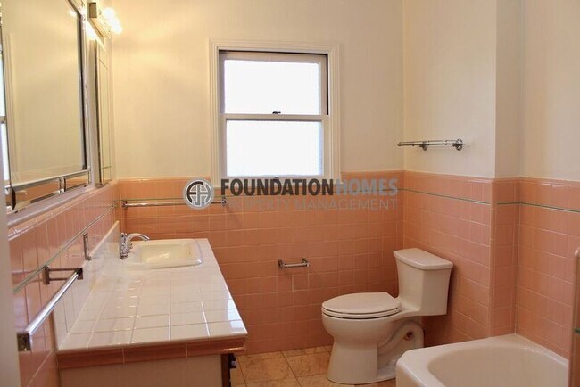 Building Photo - 123 Forbes Ave