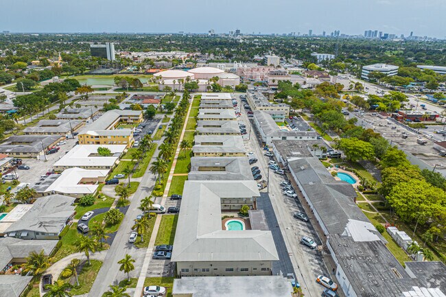 Aerial Photo - 3700 Polk St Hollywood, FL 33021