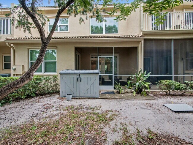 Building Photo - 8111 Carnoustie Pl