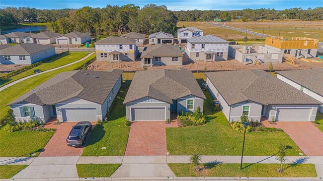 Building Photo - 2930 Sunstar Dr