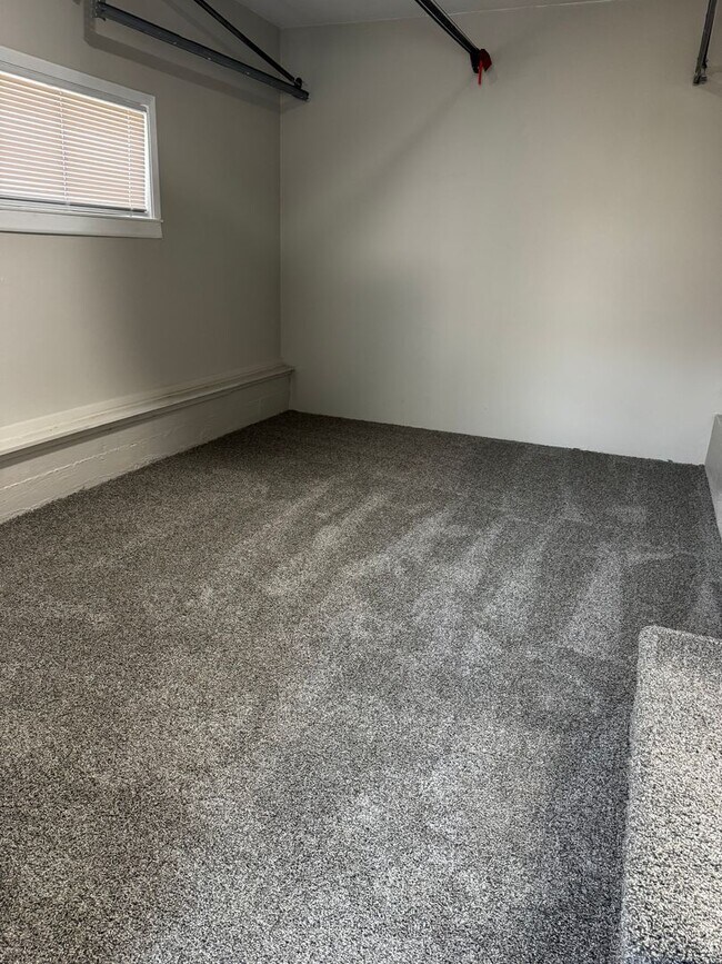 Building Photo - 2143 S Wichita St