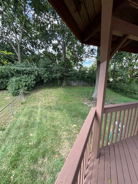 Building Photo - 10253 Crestland Ct
