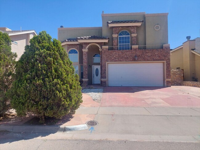 Building Photo - 4 BEDROOM 3 BATHROOM HOME! fully remodeled...