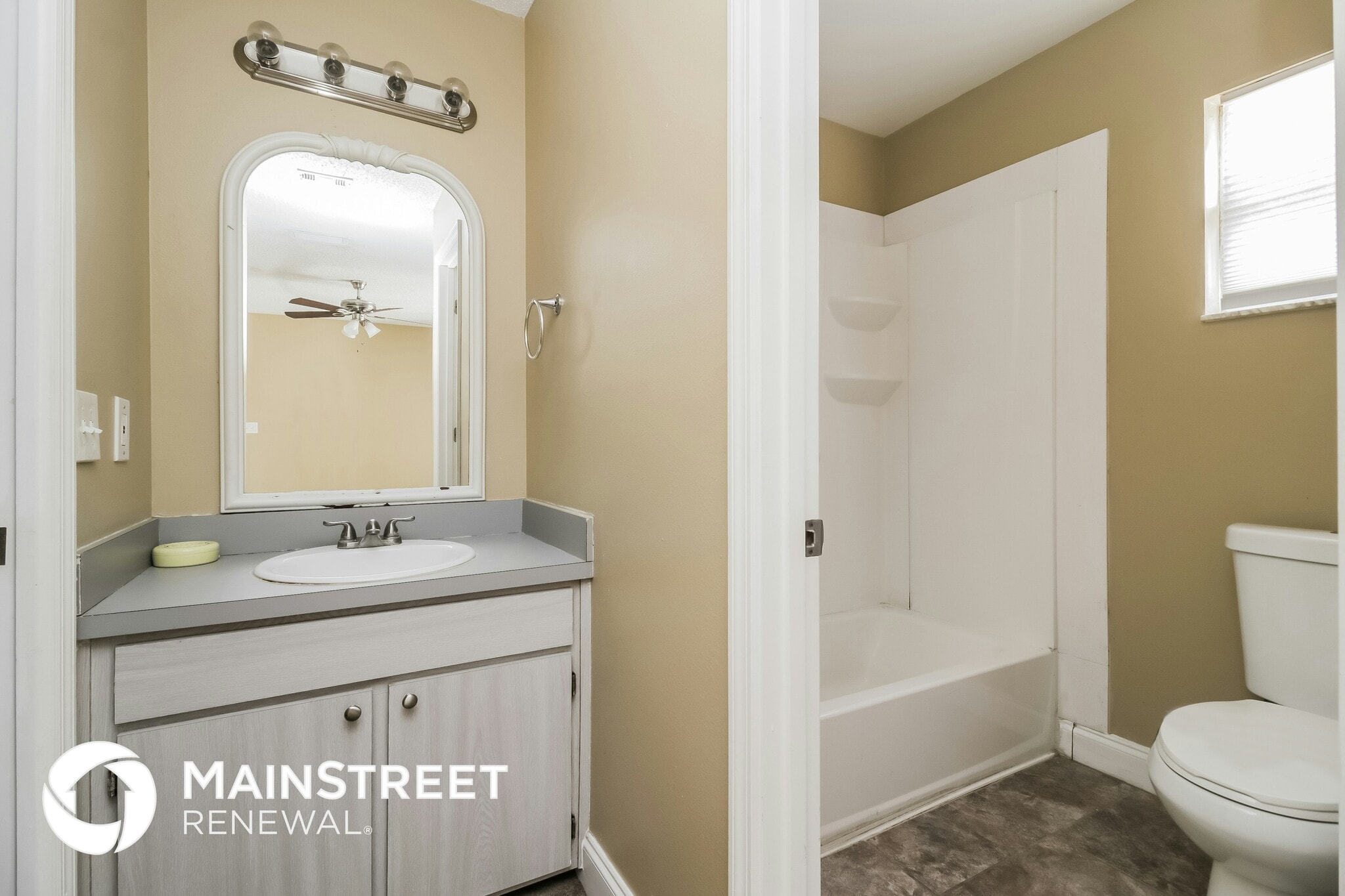 Building Photo - 4775 Doreen Rd