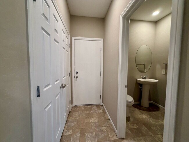 Building Photo - TWO STORY 3 BED 2.5 BATH HOME WITH SOLAR.
