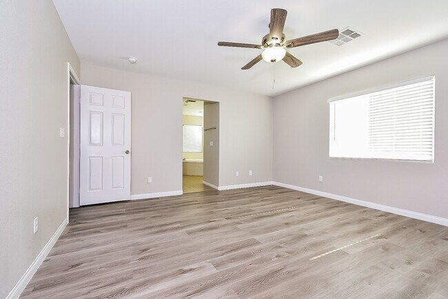 Building Photo - 8024 Carr Valley St