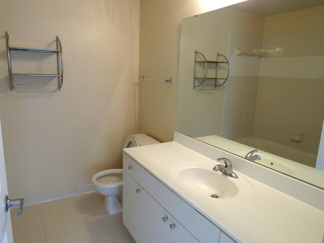 Building Photo - 21207 Harbour Vista Cir