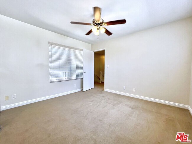 Building Photo - 1552 Berkeley St