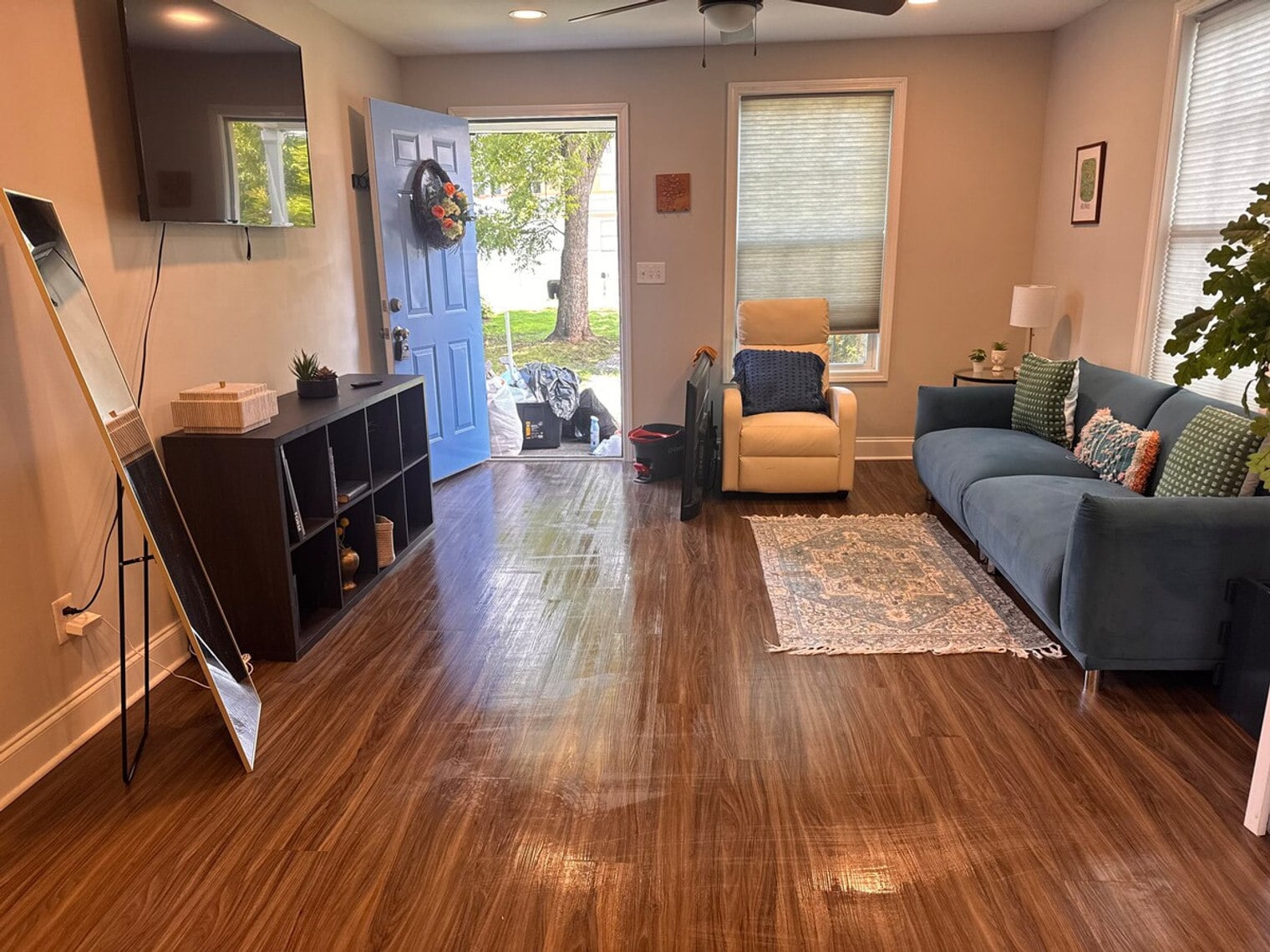 Building Photo - 5 Vine St