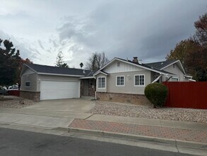 Building Photo - COMING SOON.  WILL BE READY JULY 8TH!!  Beautiful 3 Bedroom 1.5 Bath Home, Close to Santana Row.