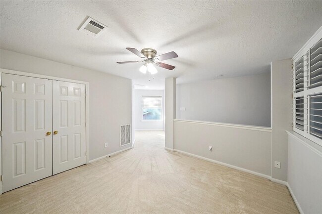 Building Photo - 2351 Summit Way Ct