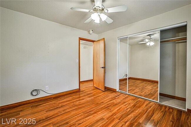 Building Photo - 6315 N Park St