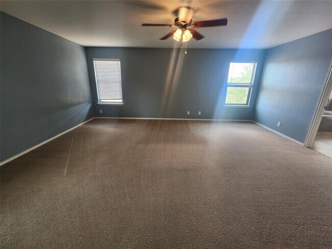 Building Photo - 9417 Edmundsbury Dr