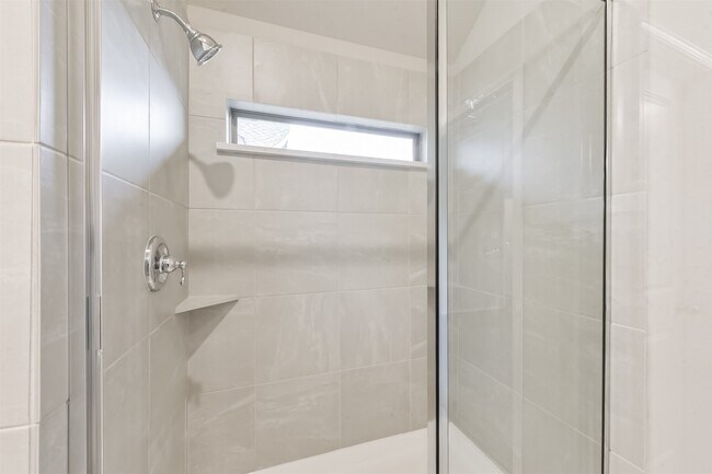 Building Photo - 455 Mathis Lk Ct