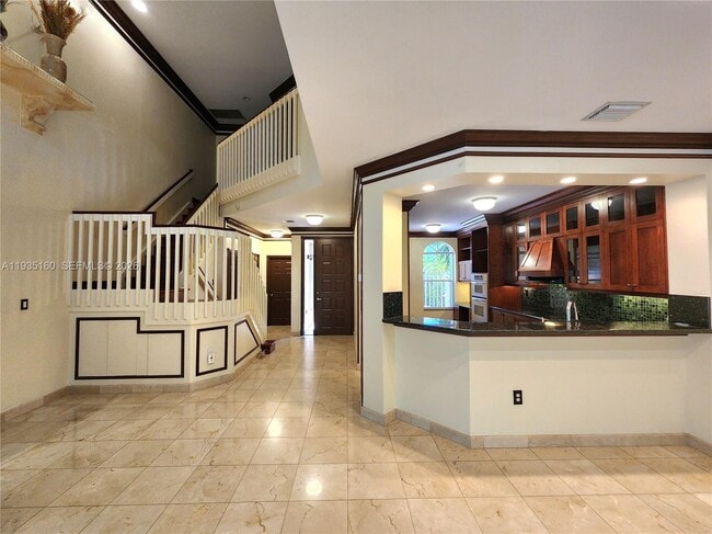 Building Photo - 21028 NE 34th Ct