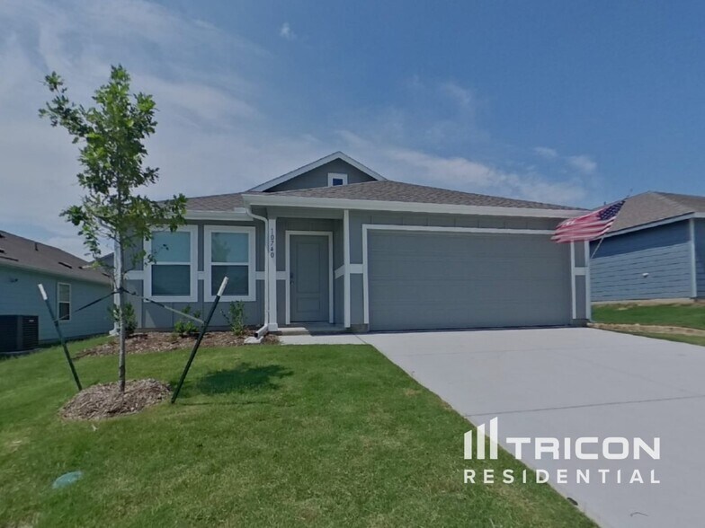 Building Photo - 10740 Cowhide Ln