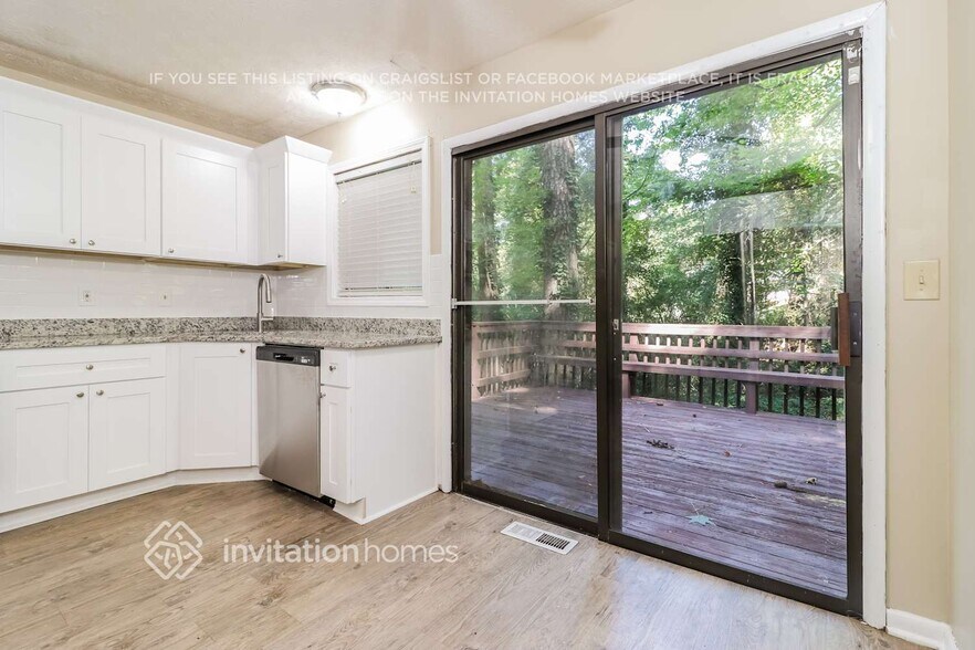Building Photo - 4223 King James Ct