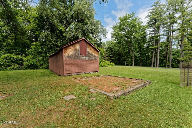 Building Photo - 1412 River Rd