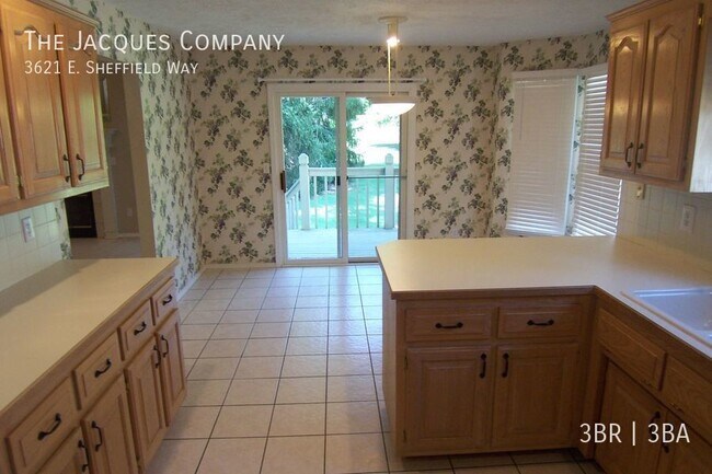 Building Photo - 3621 E Sheffield Way