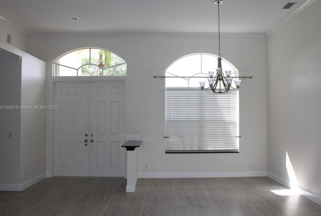 Building Photo - 2644 Miller Ct