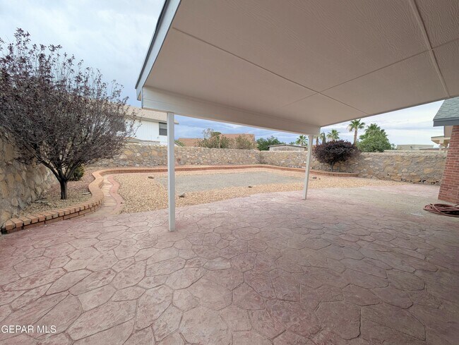 Building Photo - 3149 Crazy Horse Dr